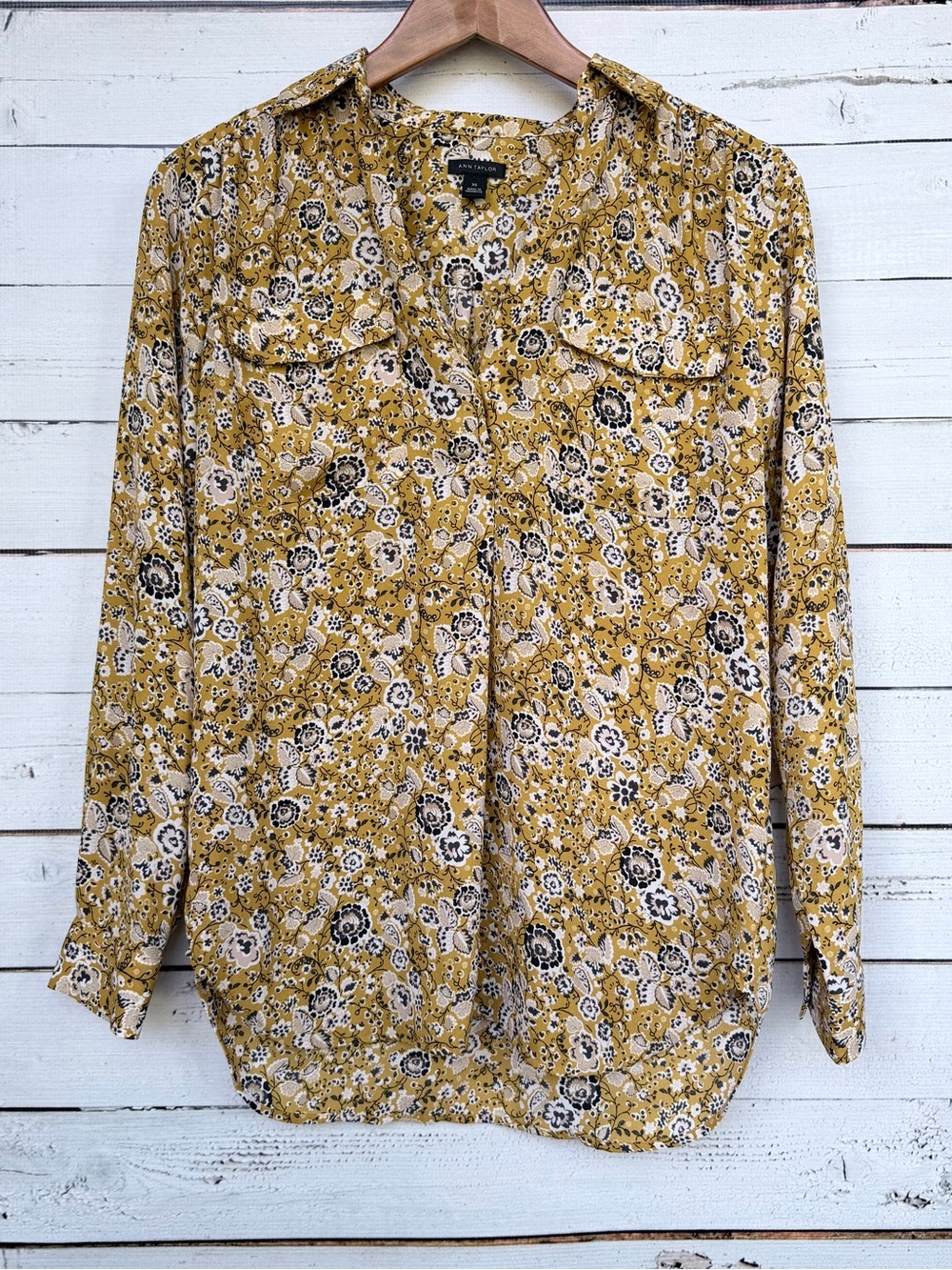 Ann Taylor Floral Utility Long Sleeve Popover Blouse - XS